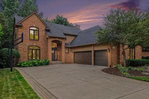 18080 Cascade Dr, Northville, MI 48168