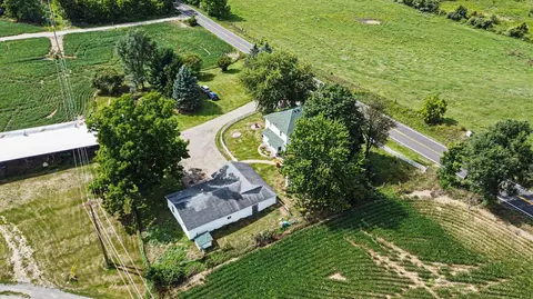 View/Area - 9917 Cady Rd, Jackson, MI 49201 photo 2 of 5