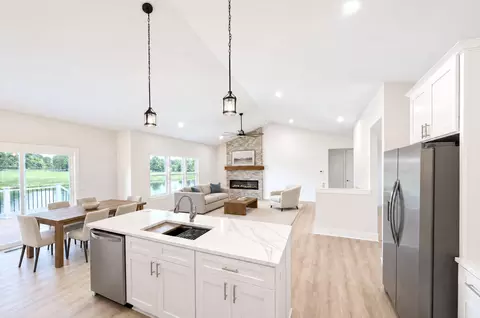 Kitchen - 4909 Schmitz Ct, Adrian, MI 49221 photo 2 of 2