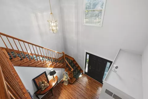 Entry Way - 4125 Ruby St, Pittsfield, MI 48197 photo 4 of 4