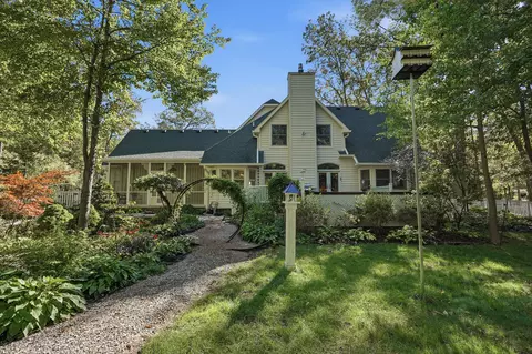Exterior - 4125 Ruby St, Pittsfield, MI 48197 photo 12 of 22