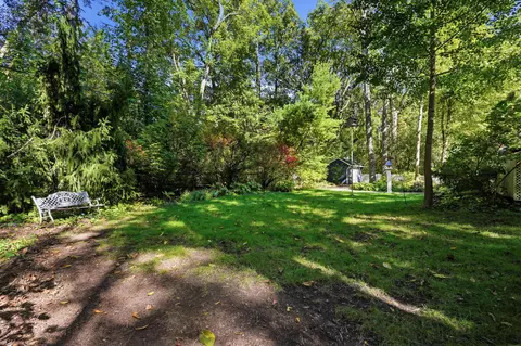 Exterior - 4125 Ruby St, Pittsfield, MI 48197 photo 9 of 22