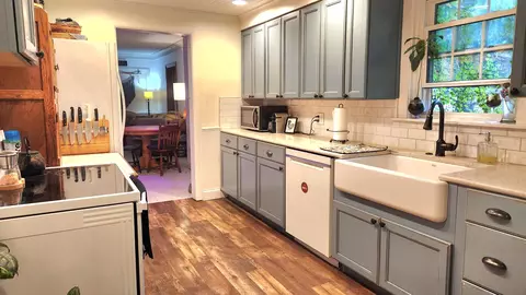 Kitchen - 6732 Summerfield Rd, Bedford, MI 48182 photo 1 of 5