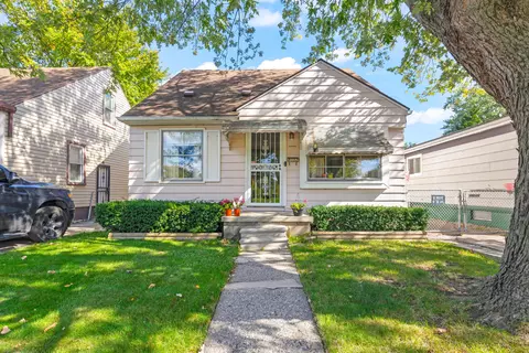 8052 Minock St, Detroit, MI 48228