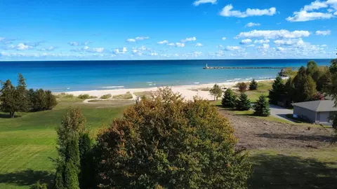 514 N Lake St, Harrisville, MI 48740