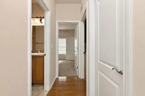 Entry Way - 4319 Brookstone Dr, Canton, MI 48188 photo 4 of 8