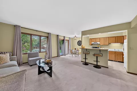 Living - 492 Park Pl, Saline, MI 48176 photo 2 of 3