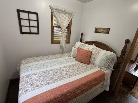 Bedroom - Undisclosed, Sherman, MI 48441 photo 6 of 7