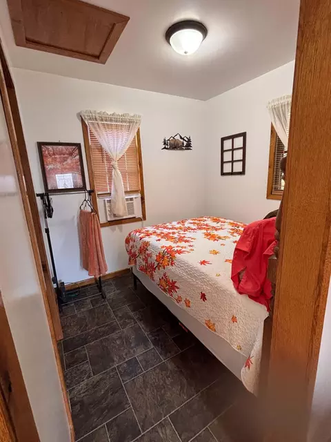 Bedroom - Undisclosed, Sherman, MI 48441 photo 4 of 7