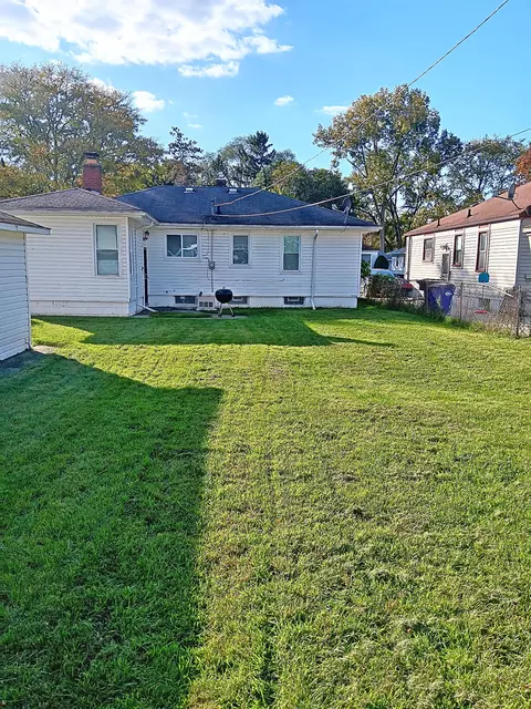 20460 Winston St, Detroit, MI 48219