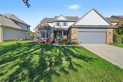 7731 Greene Farm Dr, Ypsilanti, MI 48197