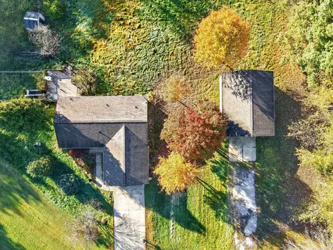View/Area - 9309 Charmin Pl, Jackson, MI 49201 photo 8 of 12