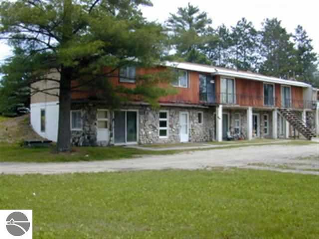 10131 Us-31, Interlochen, MI 49643 photo 13