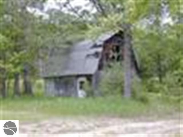 10131 Us-31, Interlochen, MI 49643 photo 8