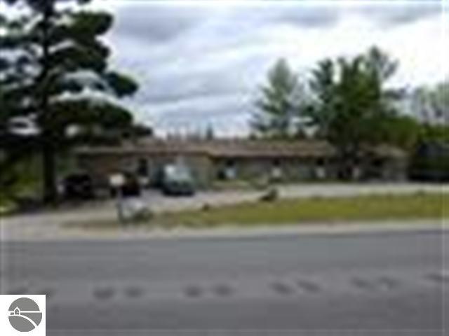 10131 Us-31, Interlochen, MI 49643 photo 2