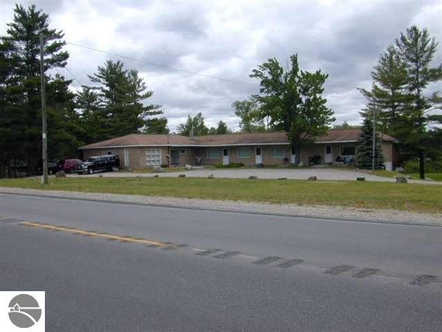 10131 Us-31, Interlochen, MI 49643 photo 11