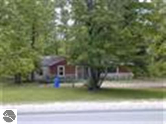 10131 Us-31, Interlochen, MI 49643 photo 7