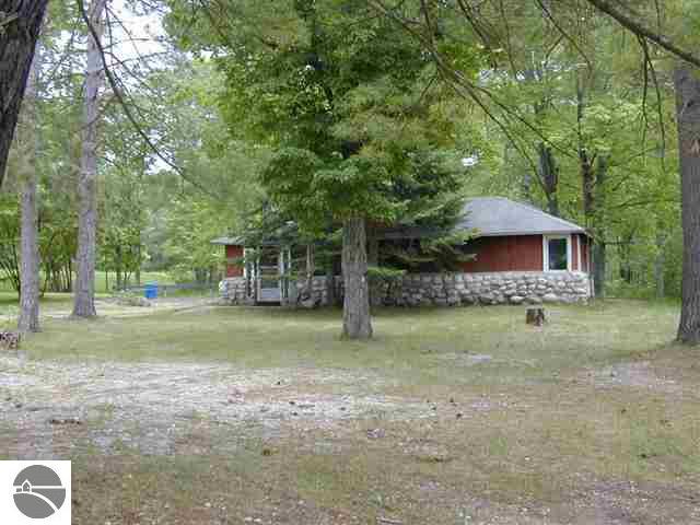10131 Us-31, Interlochen, MI 49643 photo 15