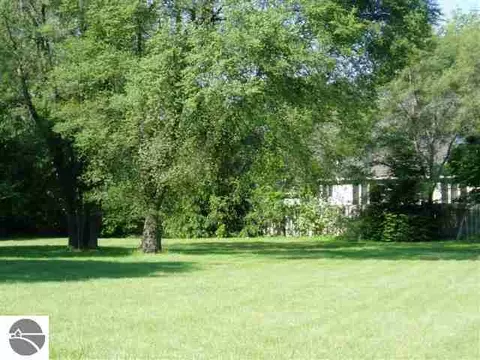 4 Patrick Ct, Mount Pleasant, MI 48858 photo 4