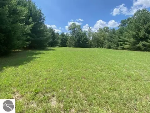 2350 Pilatus Ct, West Branch, MI 48661