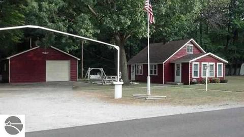3861 E Michigan Ave, Au Gres, MI 48703 photo 4