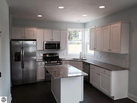 12904 E Page Ln, Omena, MI 49674 photo 5