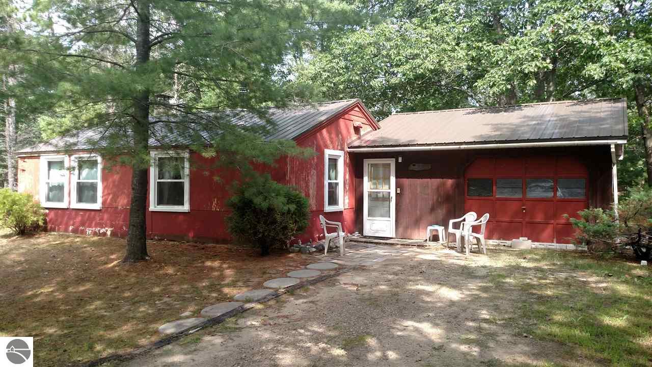 35 Oak St, Au Gres, MI 48703 photo 1
