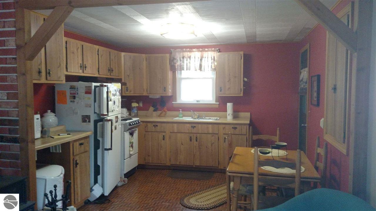 35 Oak St, Au Gres, MI 48703 photo 6