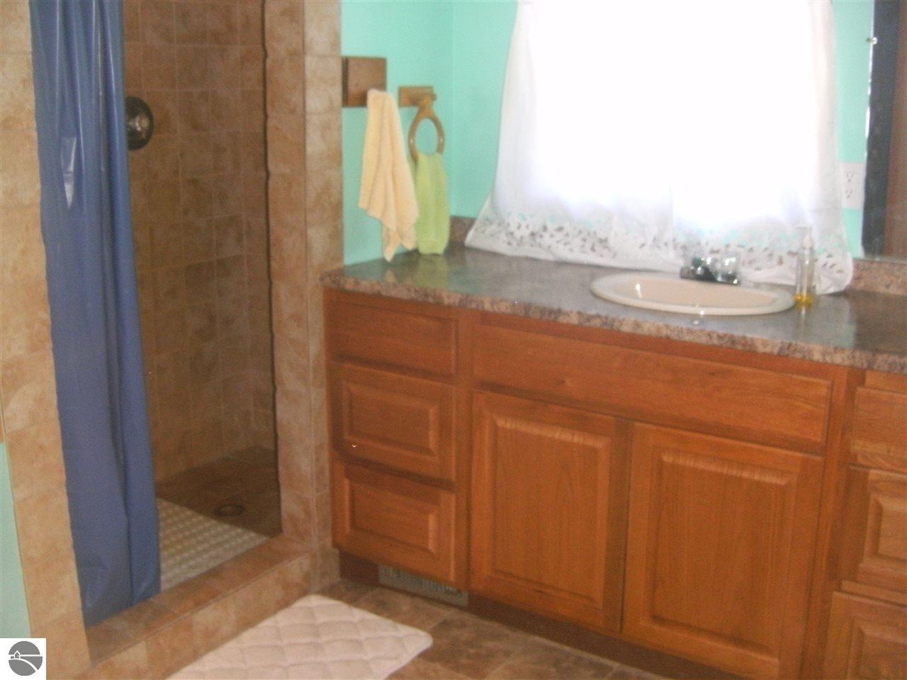 6212 Slosser Rd, Hale, MI 48739 photo 10