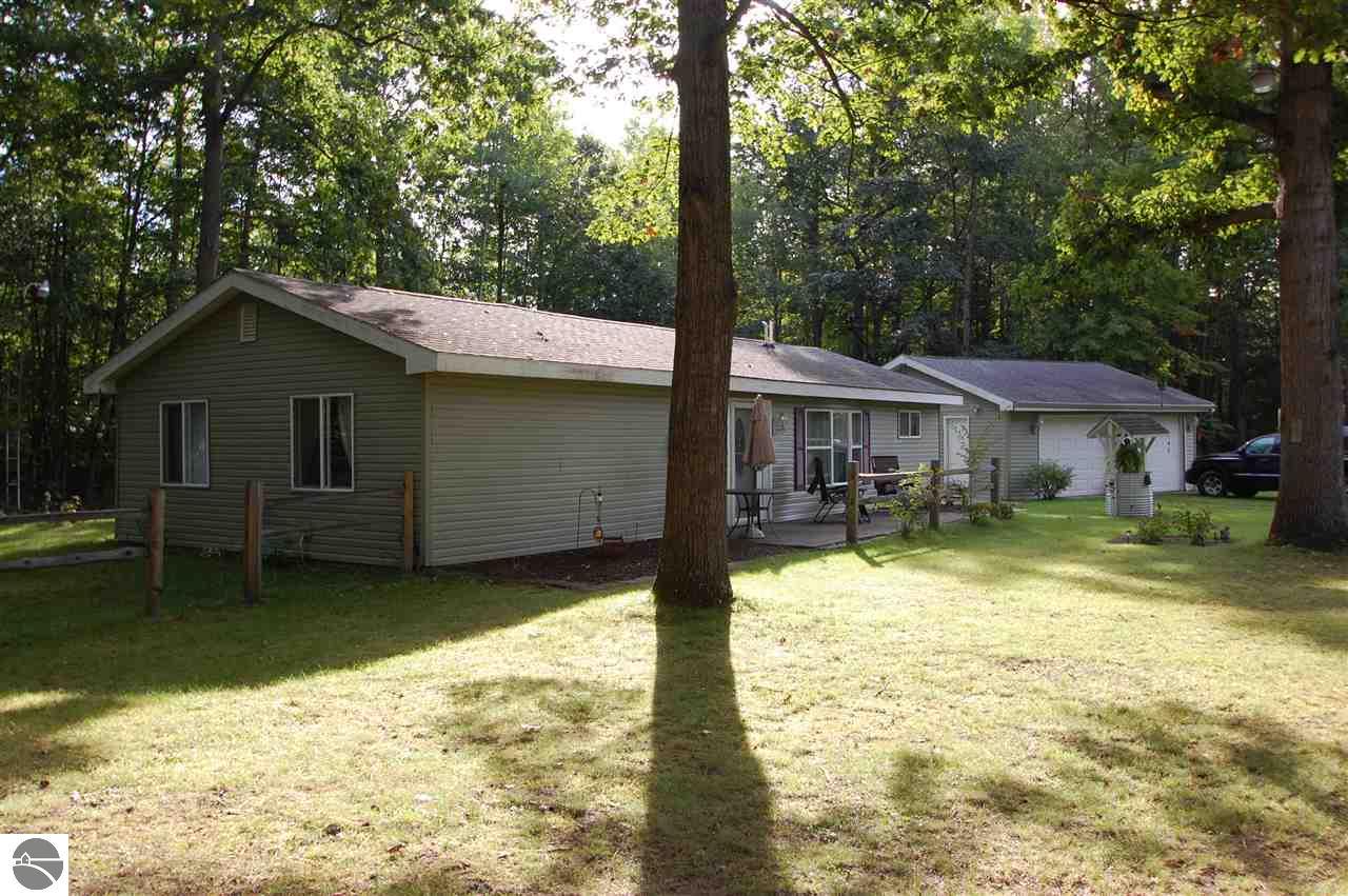 5882 Alice Dr, Gladwin, MI 48624 photo 19