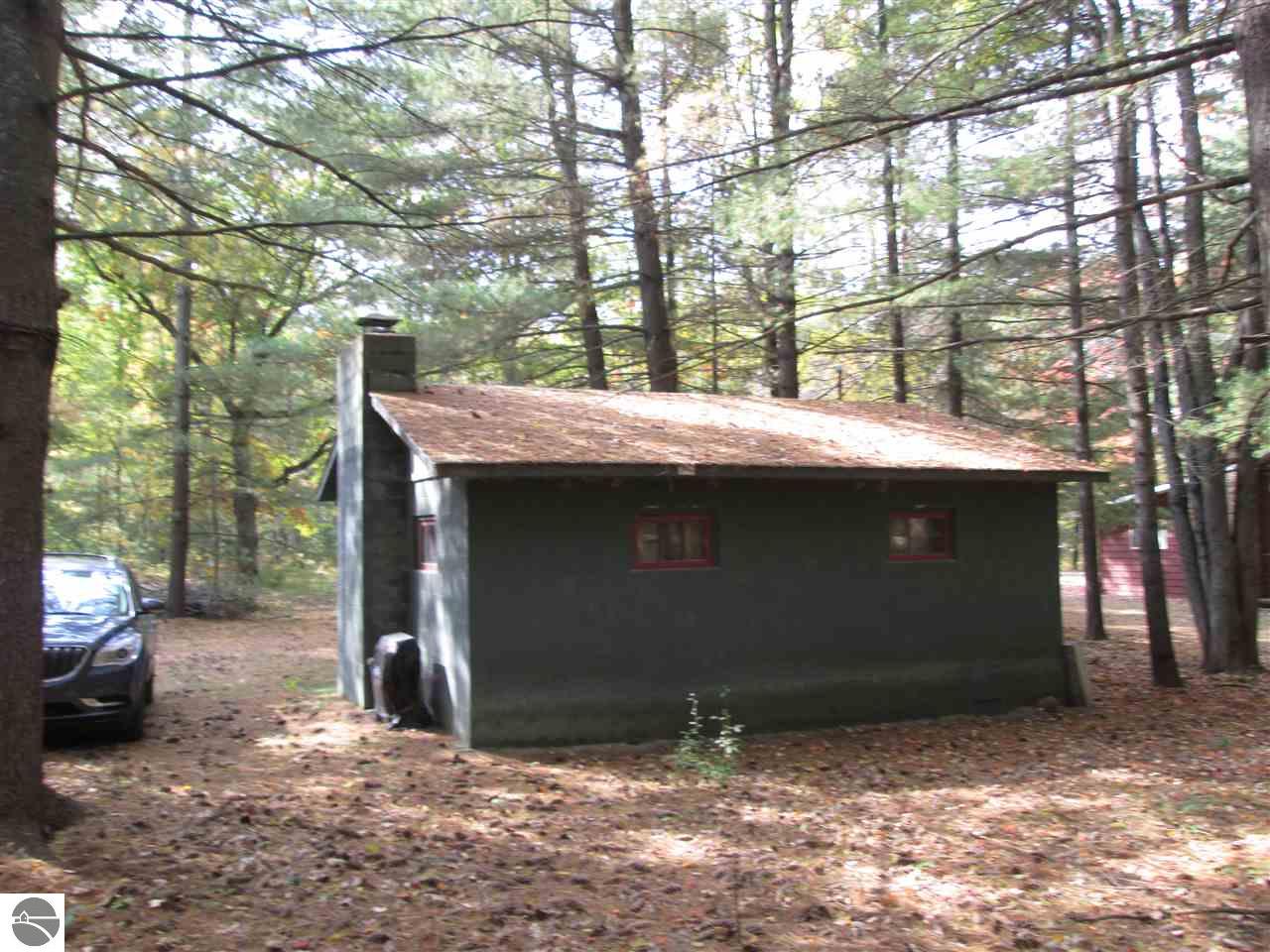 527 Everett Trl, Hale, MI 48739 photo 13