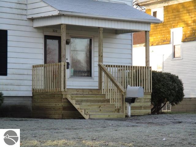 322 E Downie St, Alma, MI 48801 photo 2