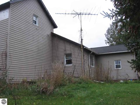 751 E State Rd, West Branch, MI 48661 photo 4