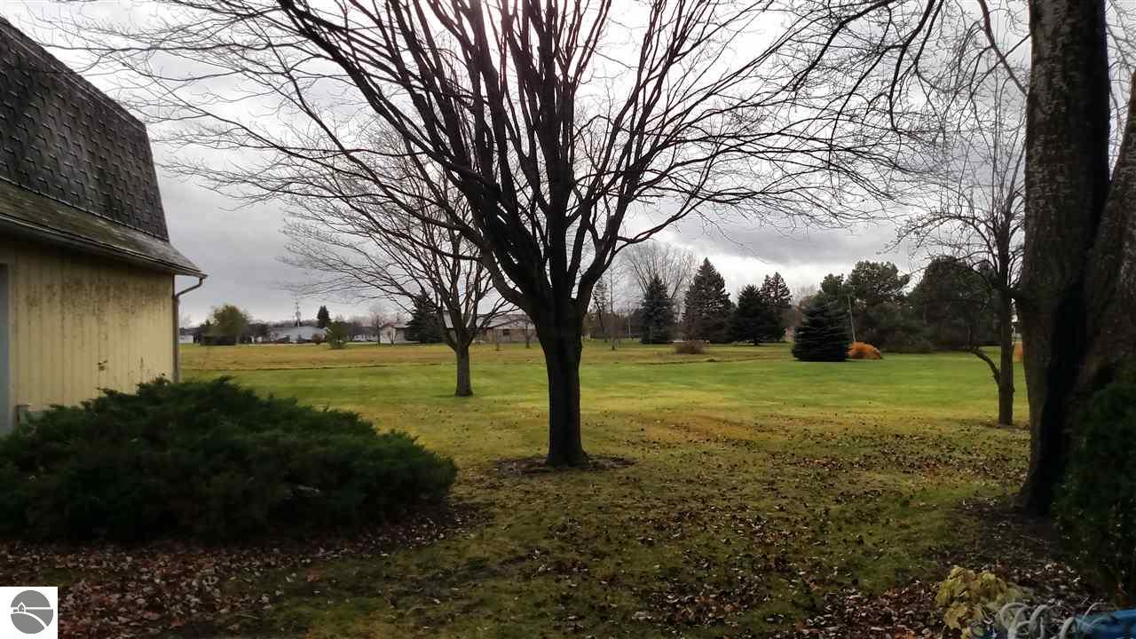 204 E Michigan Ave, Au Gres, MI 48703 photo 9