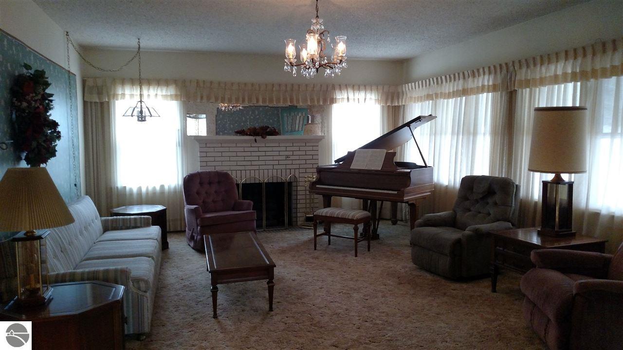 204 E Michigan Ave, Au Gres, MI 48703 photo 12