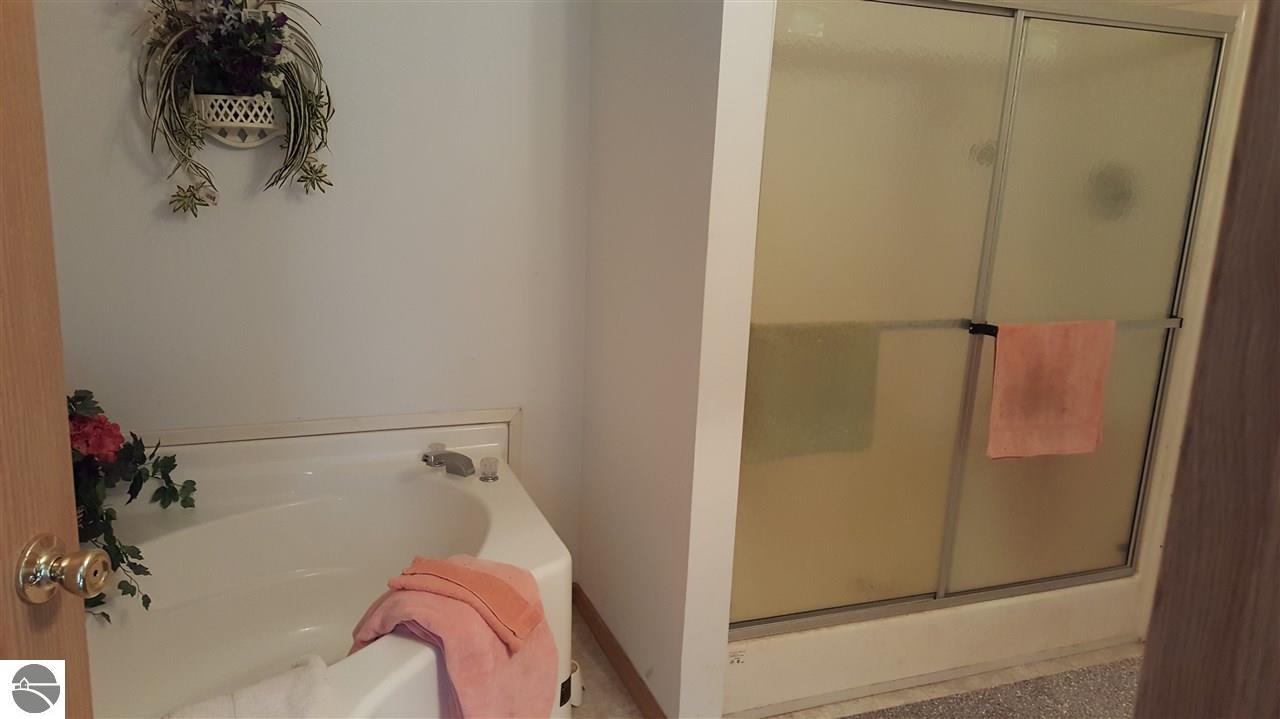 5224 Sumac Trl, Lupton, MI 48635 photo 9