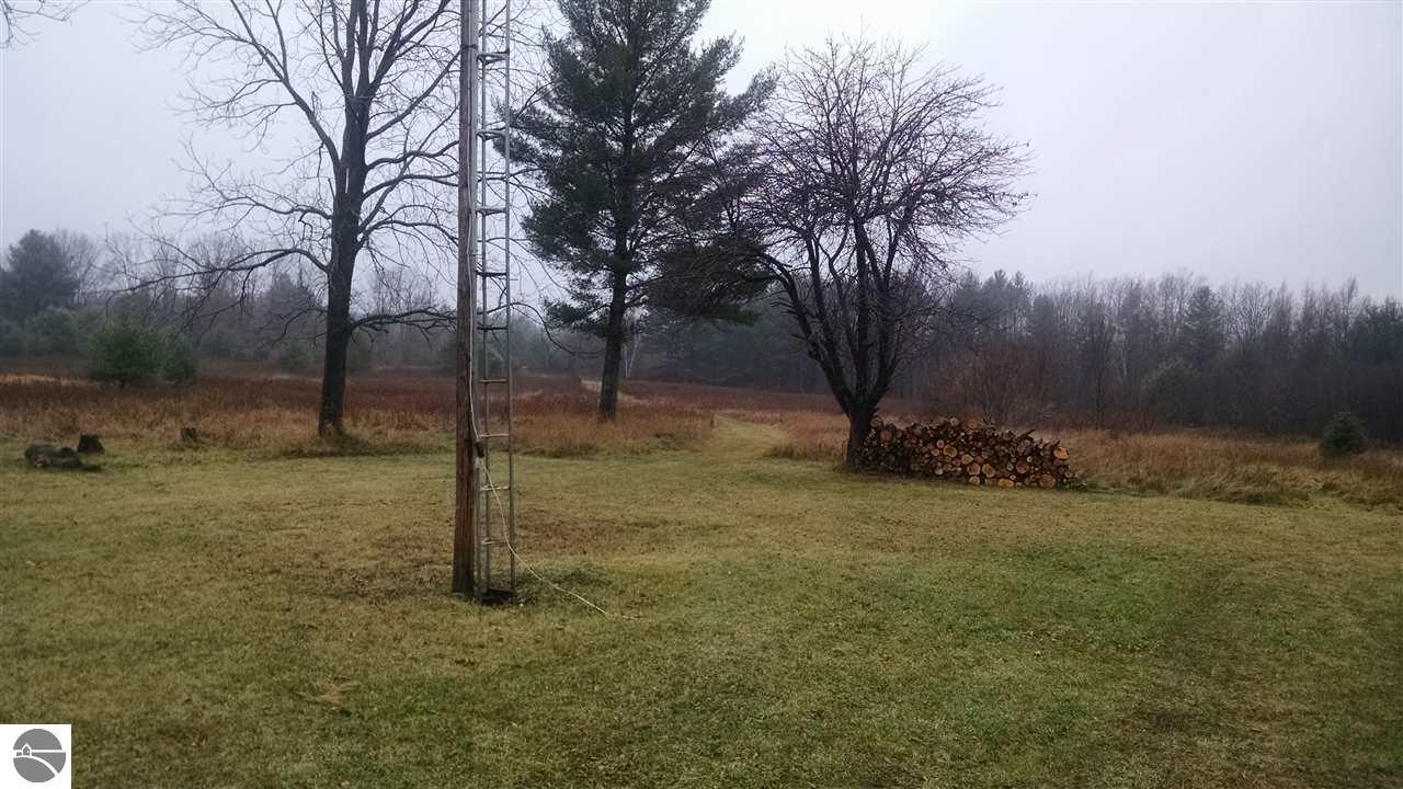 204 S Fire Rd, Twining, MI 48766 photo 2