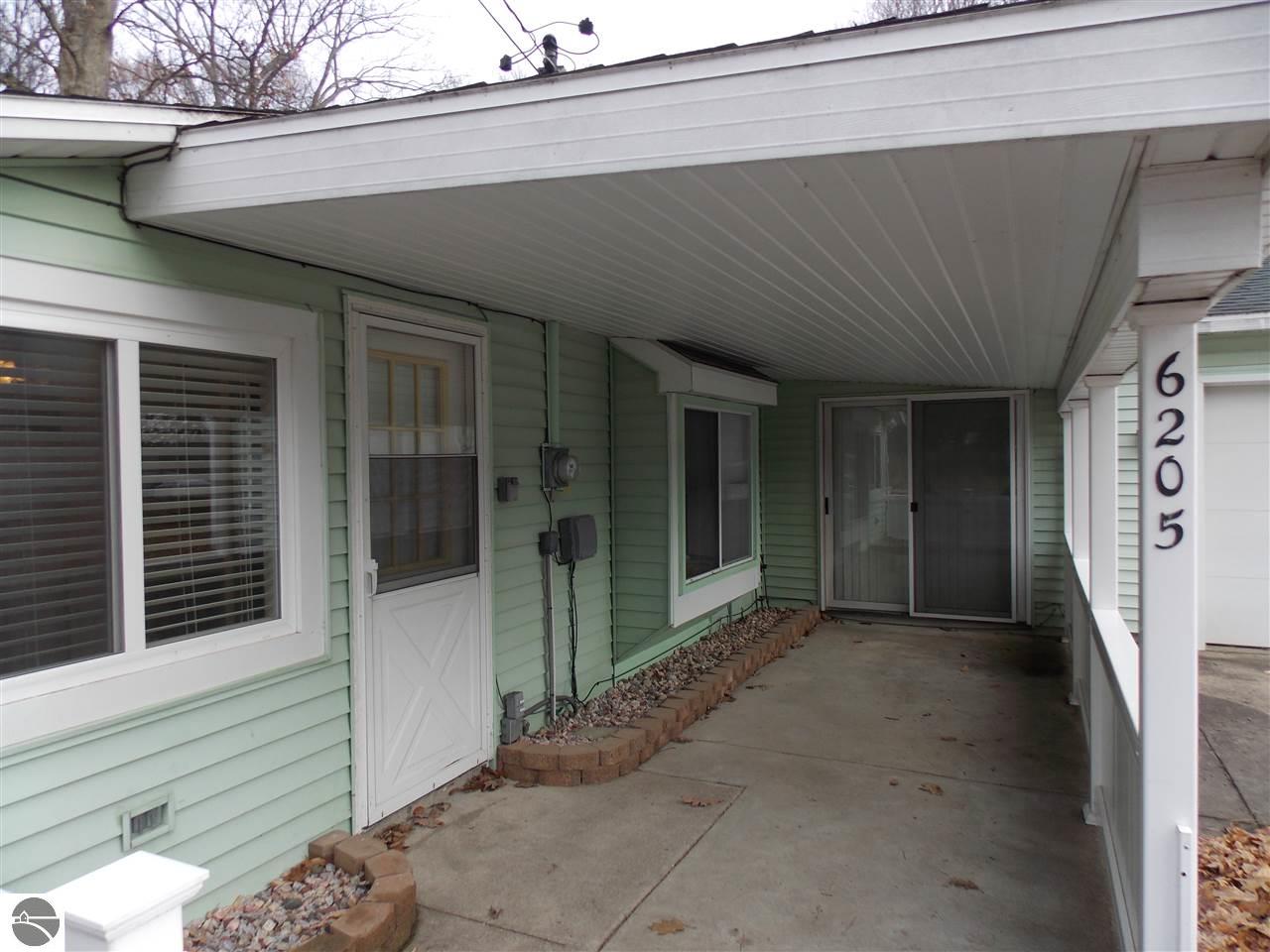 6205 Beech Dr, Lake, MI 48632 photo 2