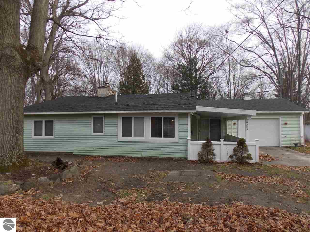 6205 Beech Dr, Lake, MI 48632 photo 1