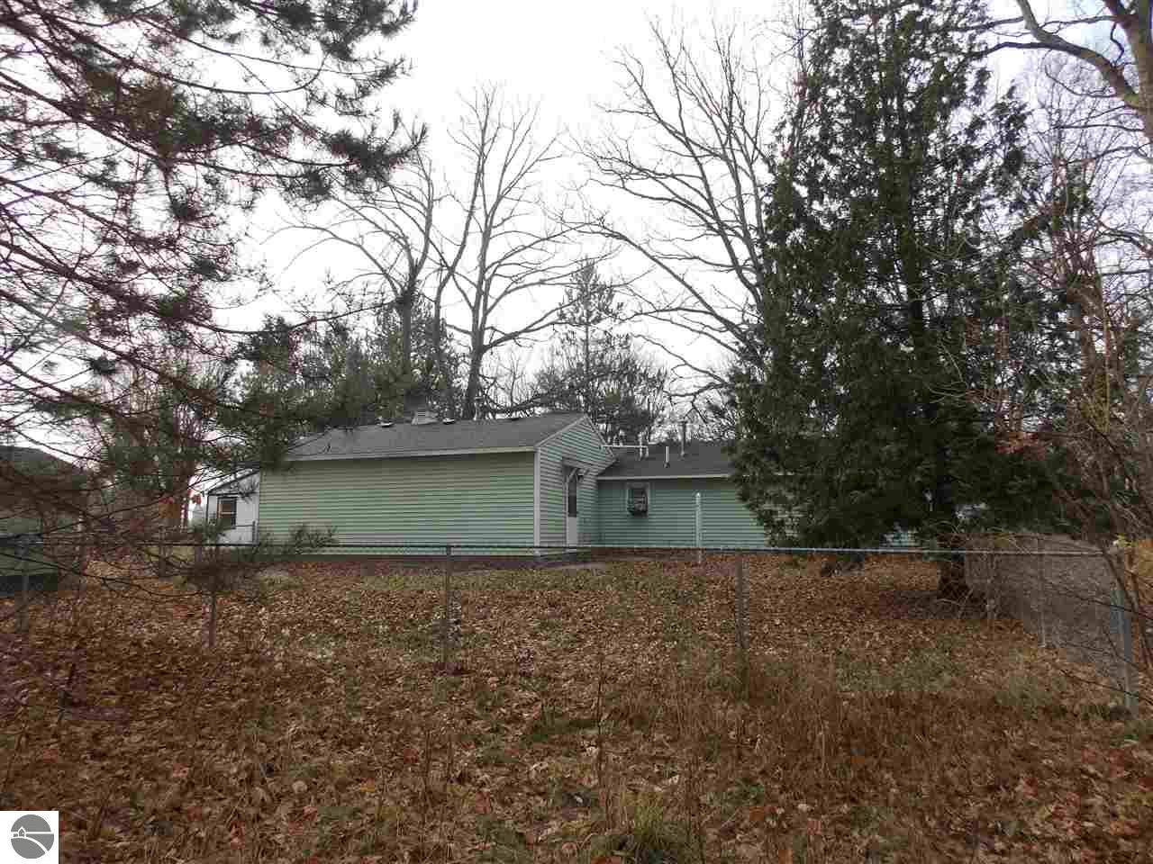 6205 Beech Dr, Lake, MI 48632 photo 4