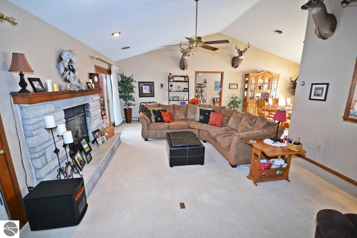 17602 120th Ave, Leroy, MI 49655 photo 19