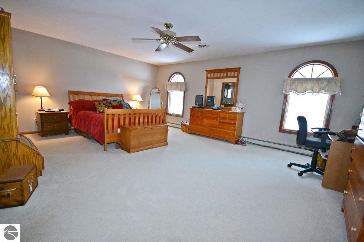 17602 120th Ave, Leroy, MI 49655 photo 32