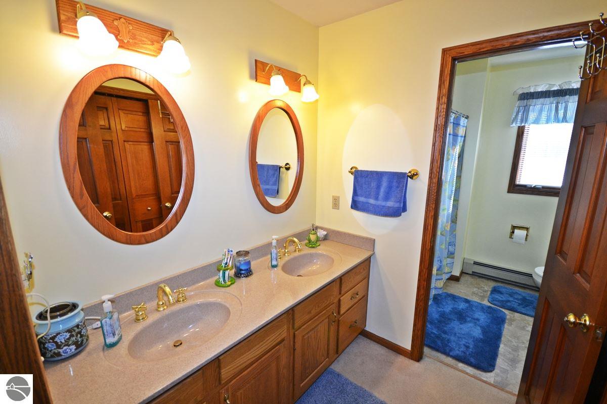 17602 120th Ave, Leroy, MI 49655 photo 28
