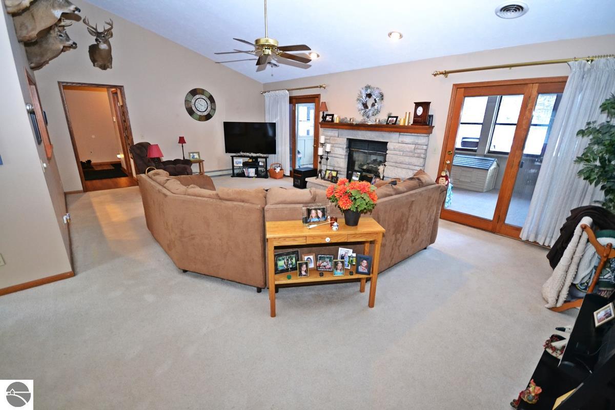 17602 120th Ave, Leroy, MI 49655 photo 23