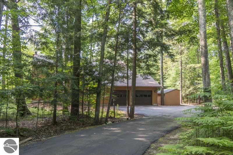 332 E Sugar Bay Ln, Cedar, MI 49621 photo 15