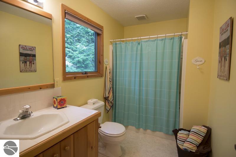 332 E Sugar Bay Ln, Cedar, MI 49621 photo 12