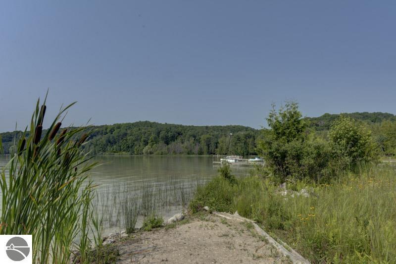 332 E Sugar Bay Ln, Cedar, MI 49621 photo 30