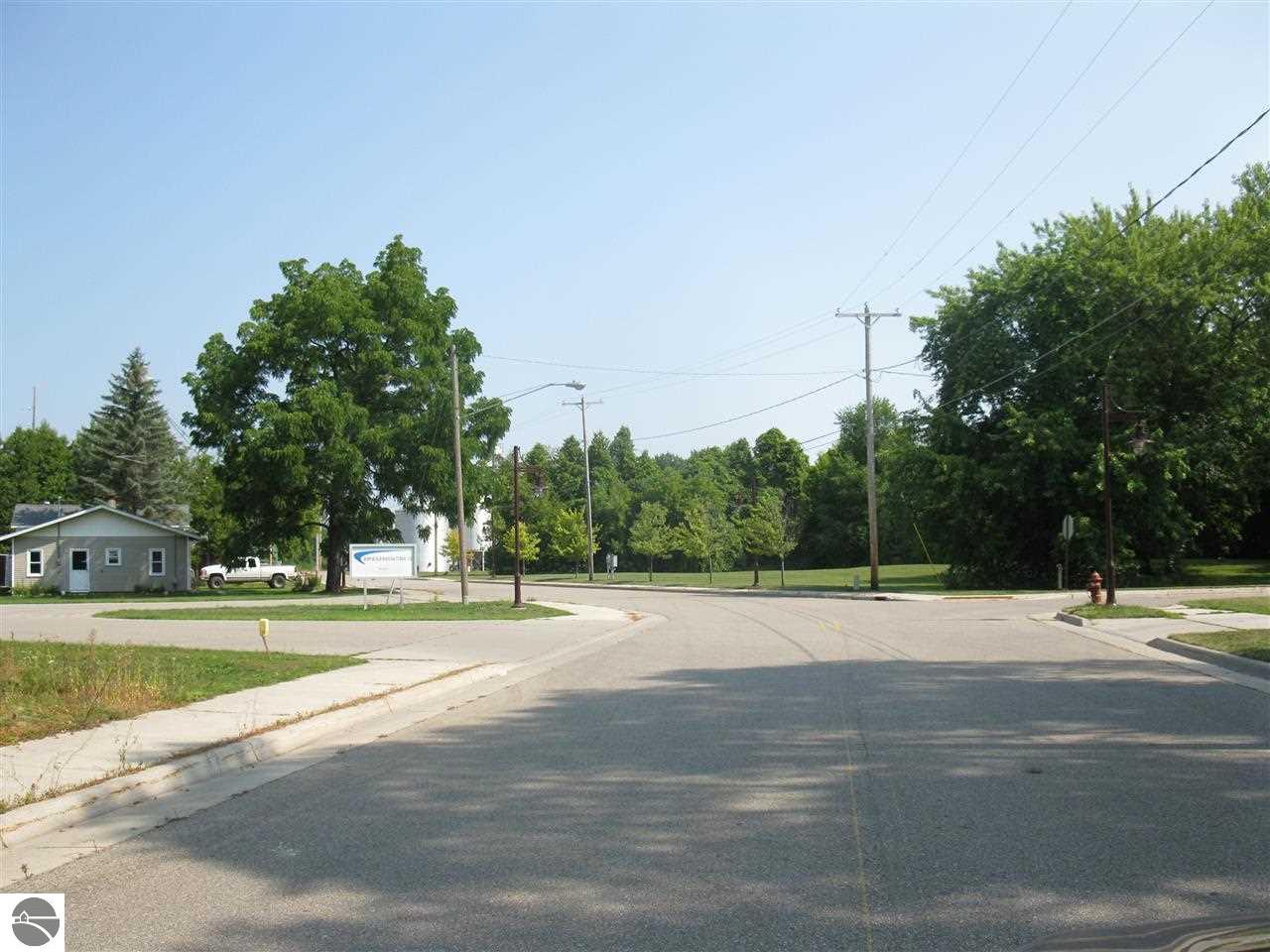 155 N Mackinaw Rd, Au Gres, MI 48703 photo 4
