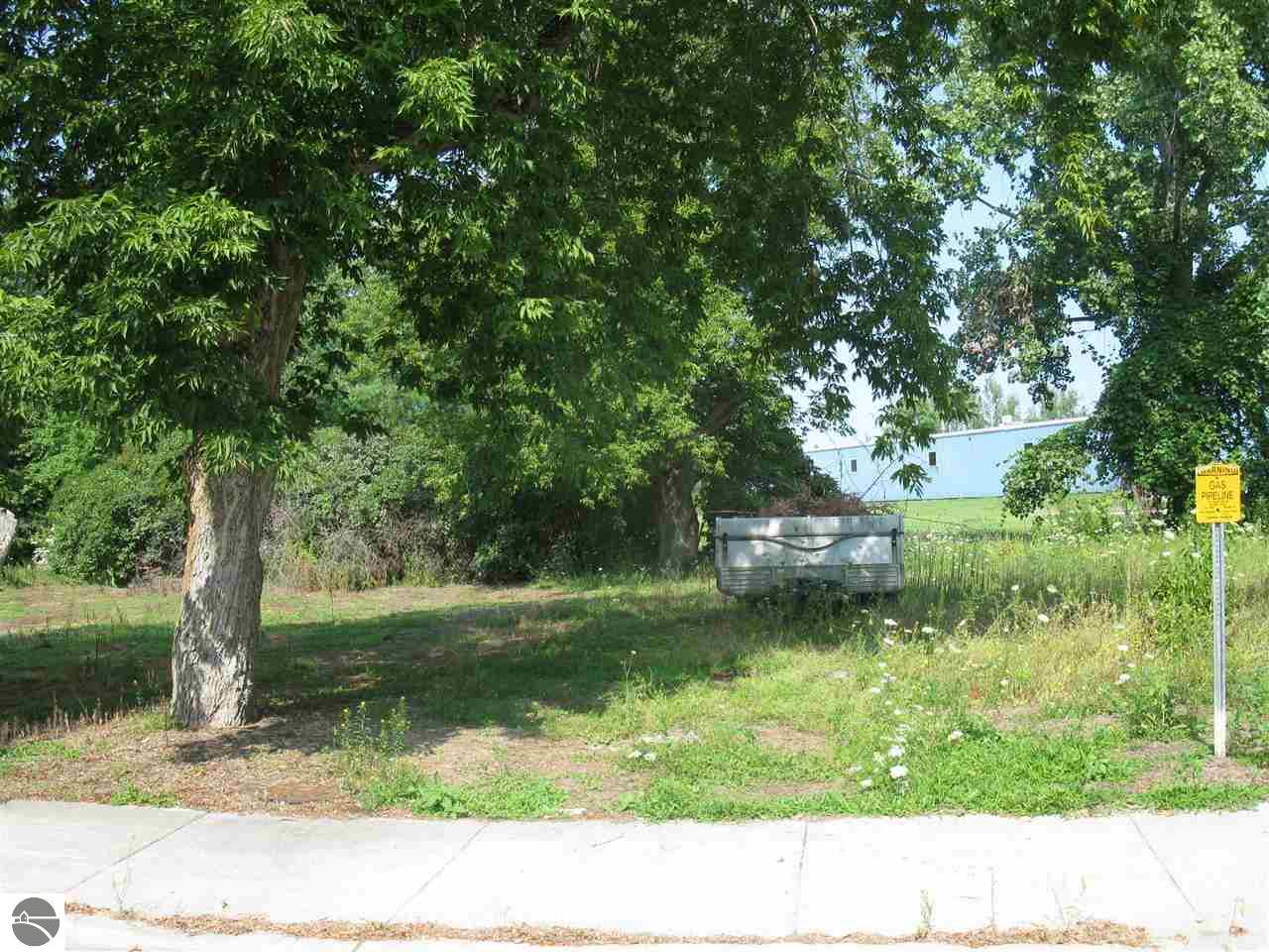 155 N Mackinaw Rd, Au Gres, MI 48703 photo 3