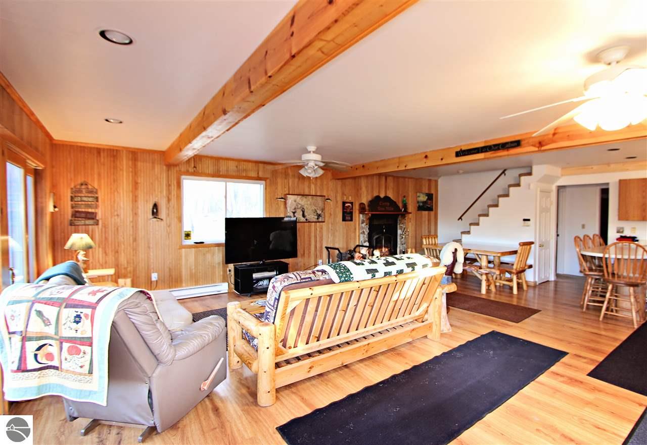 450 Old State Rd, Harrison, MI 48625 photo 5